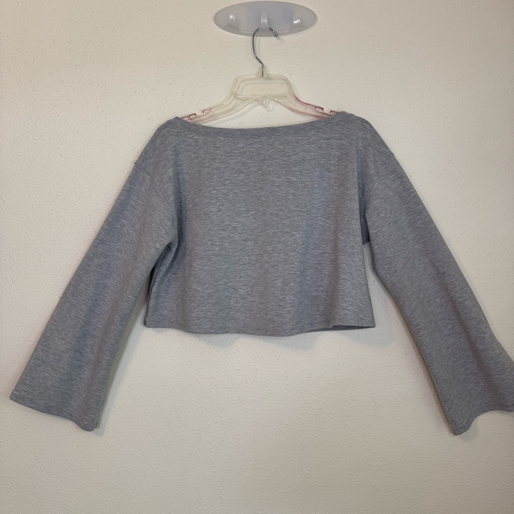 Lululemon Cropped Bell Sleeve Show Your Depth V Neck Pullover Size XS/S GRAY - Picture 3 of 9